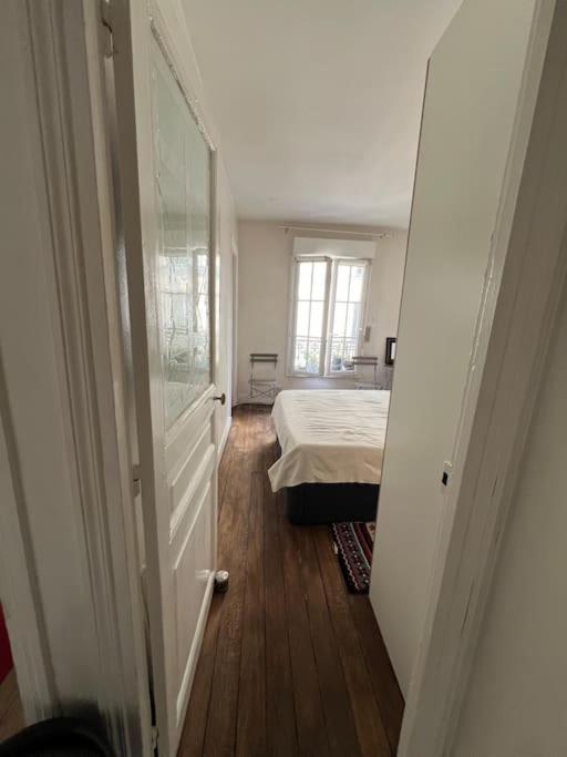Montmartre Joli 2 Pieces Au Pied Du Sacre Coeur Apartment Paris Bagian luar foto